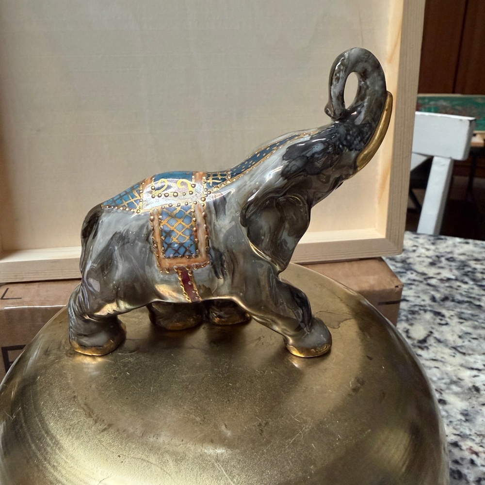 Elegant Elephant Figurine in Gold and Gray